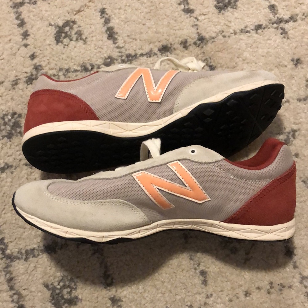 NWOT New Balance 742 Heel Pillow Athletic Sneakers - Picture 1 of 4